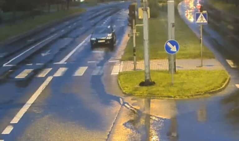 &bdquo;Jechał&rdquo; przez Olsztyn mając prawie 4 promile. Był tak pijany, że nie wiedział jak się prowadzi samoch&oacute;d