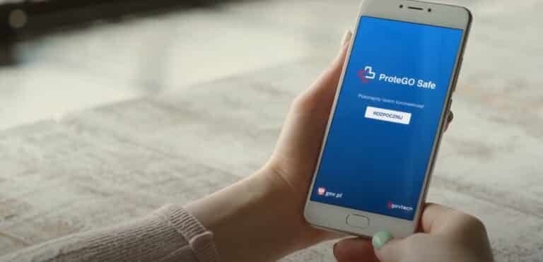 Aplikacja na telefon powiadamia o możliwym kontakcie z koronawirusem. Jest bezpłatna!