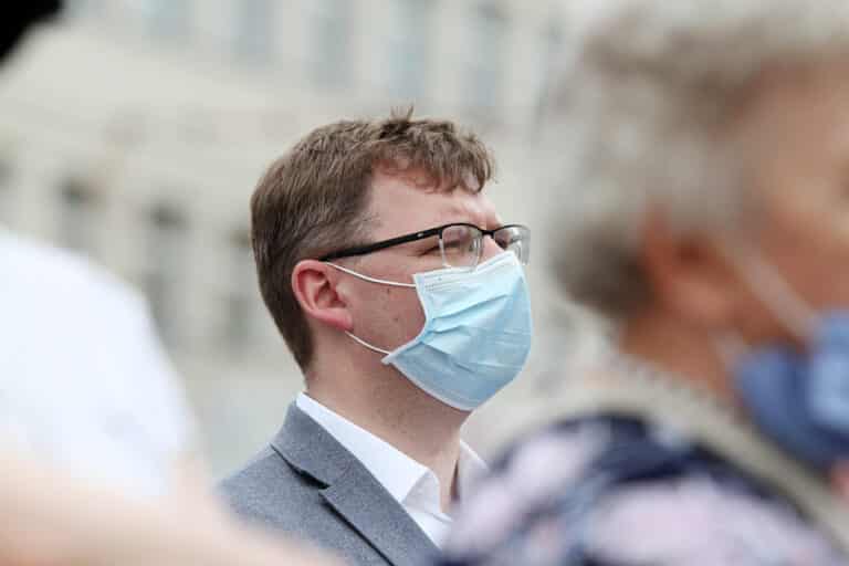 Tłumy na procesji Bożego Ciała w centrum Olsztyna