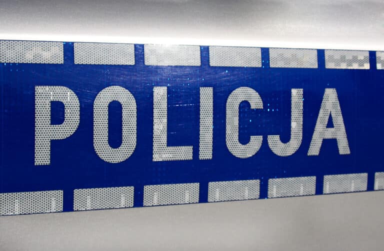 Sprawca kradzieży zgubił portfel na miejscu przestępstwa