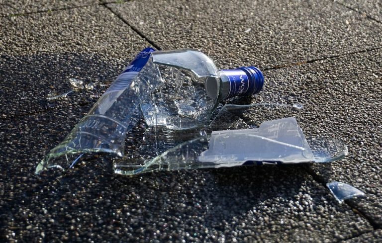 Pijani rodzice opiekowali się dwuletnią c&oacute;rką