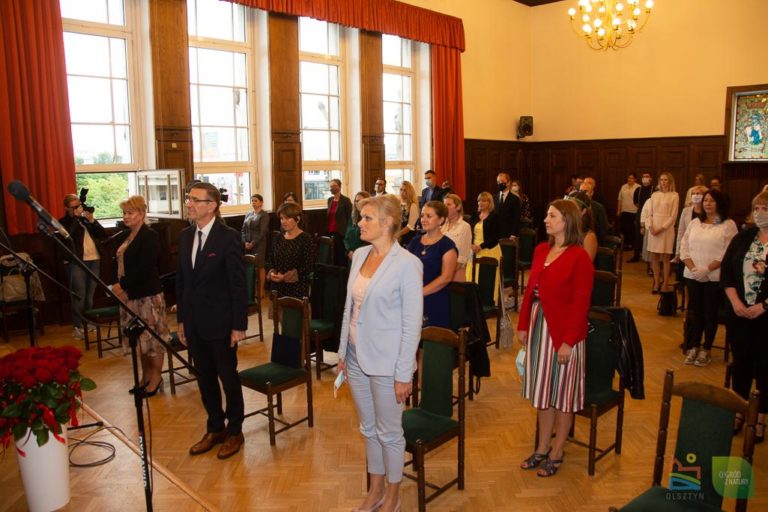Ślubowanie nauczycieli mianowanych