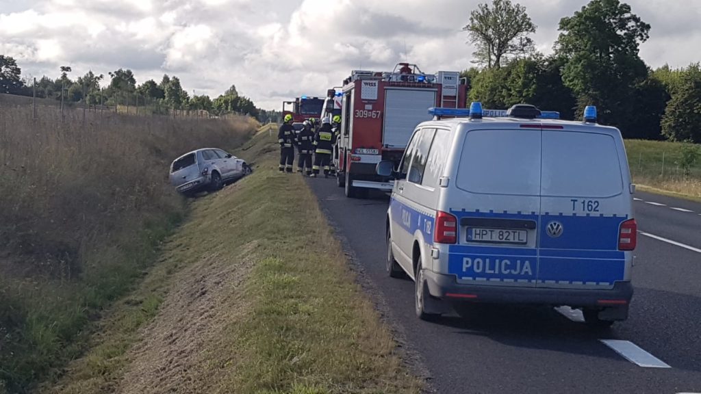 Chciała uniknąć wypadku. Zjechała do rowu