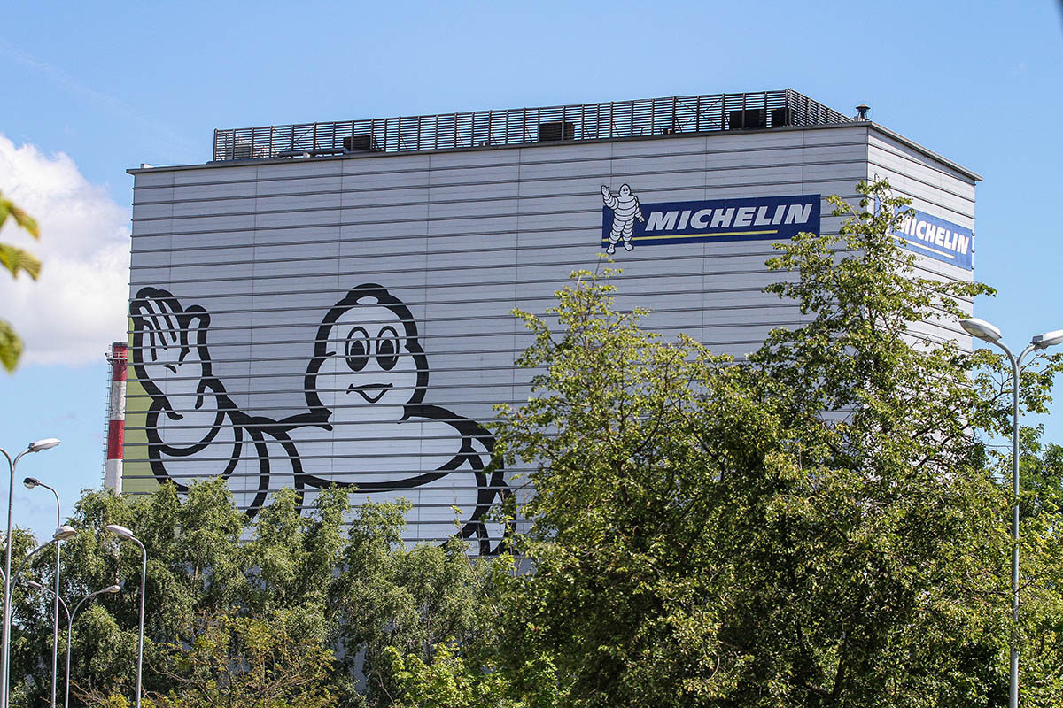 Michelin zamyka w Olsztynie oddział, ale zainwestuje... miliard złotych gospodarka Materiał partnera