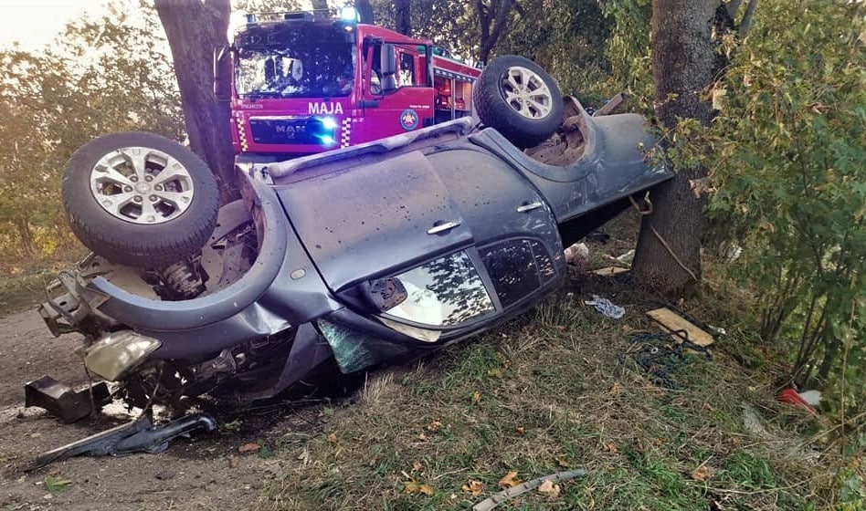 Śmiertelny wypadek. Zginął 51-letni kierowca mitsubishi