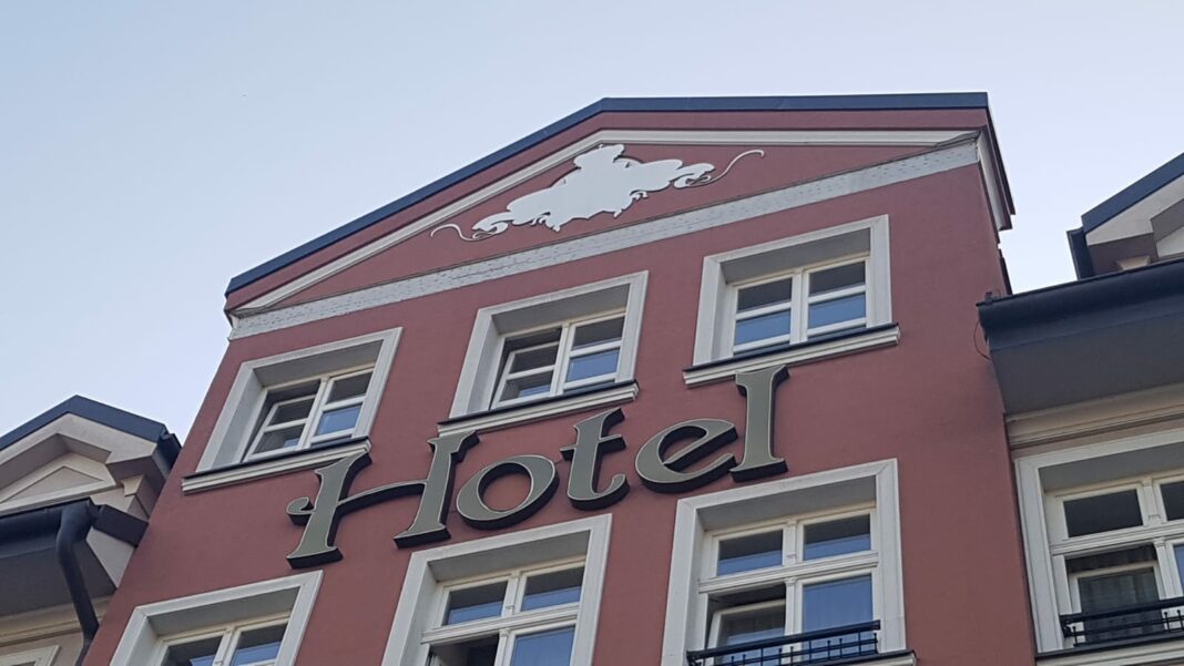 Kolejny hotel w Olsztynie się zamyka? Trafia na sprzedaż