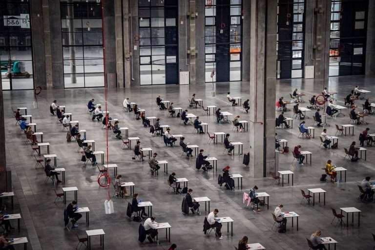 &bdquo;Egzamin z koronawirusem&rdquo;. Trwa sprawdzanie 500 os&oacute;b