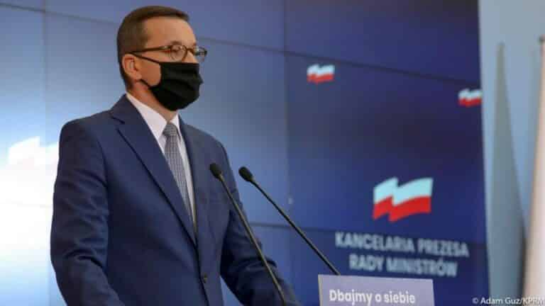 Będzie wprowadzenie obowiązku nauki w trybie zdalnym?