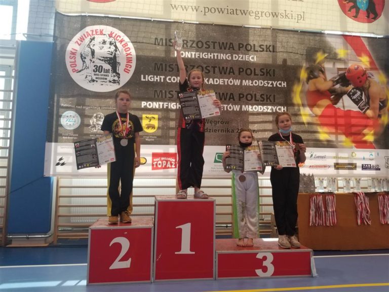 Mistrzowie kickboxingu z Biskupca