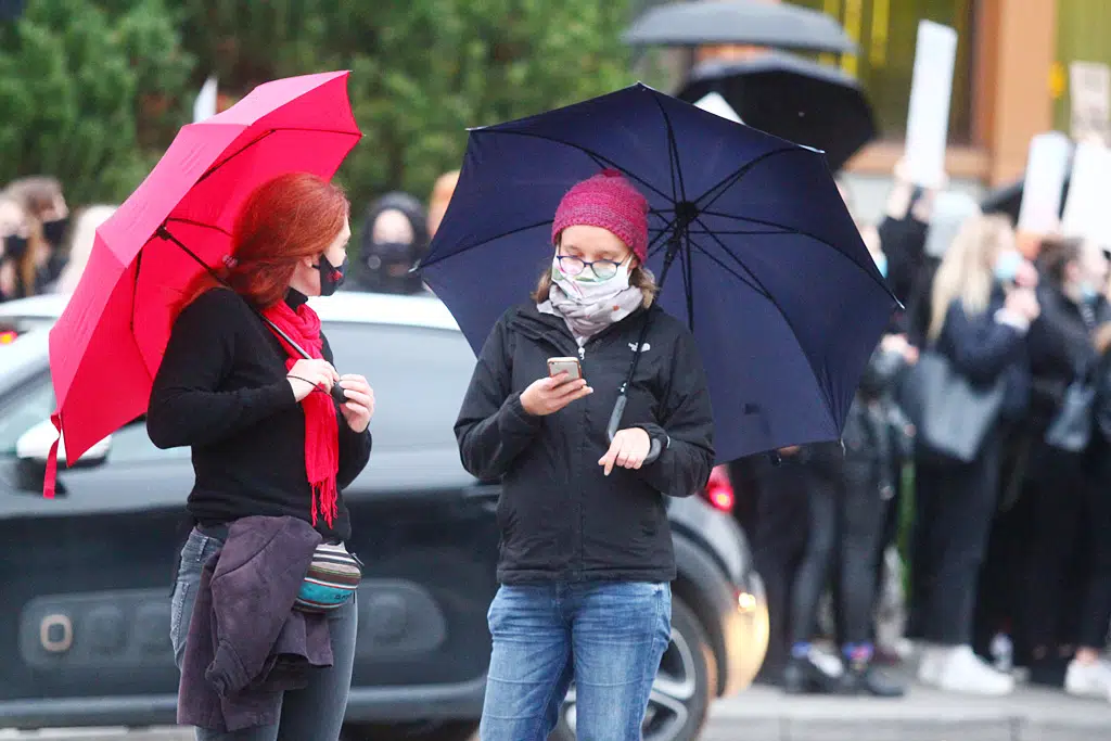Kolejny dzień protestu. Tym razem kobiety zablokowały centrum Olsztyna w godzinach szczytu