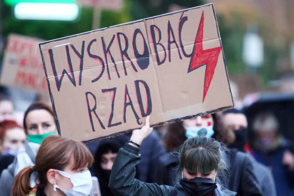 Kolejny dzień protestu. Tym razem kobiety zablokowały centrum Olsztyna w godzinach szczytu
