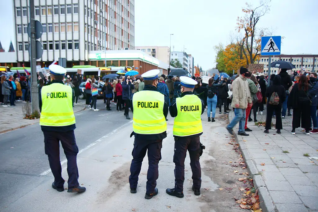 Kolejny dzień protestu. Tym razem kobiety zablokowały centrum Olsztyna w godzinach szczytu