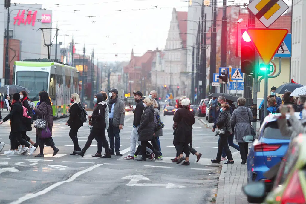 Kolejny dzień protestu. Tym razem kobiety zablokowały centrum Olsztyna w godzinach szczytu