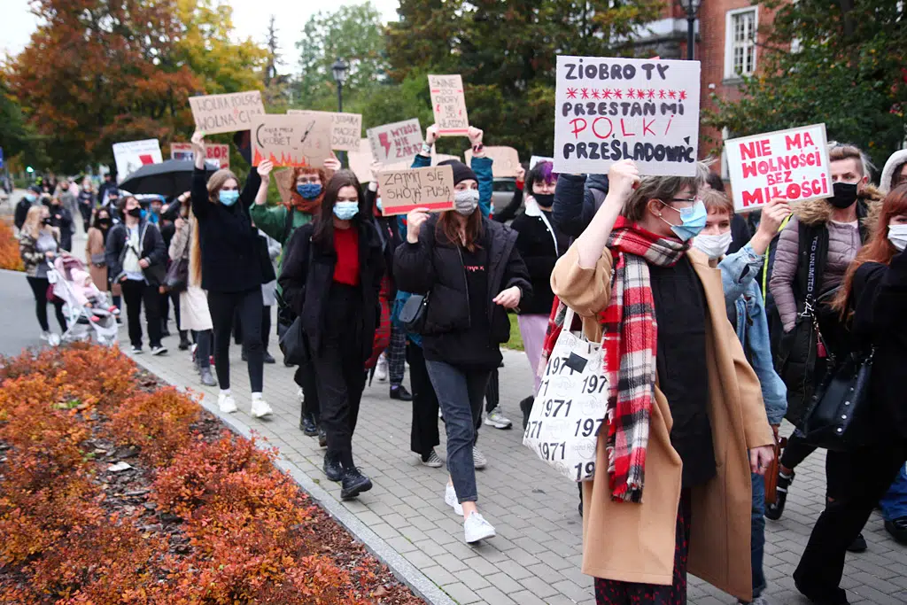 Kolejny dzień protestu. Tym razem kobiety zablokowały centrum Olsztyna w godzinach szczytu