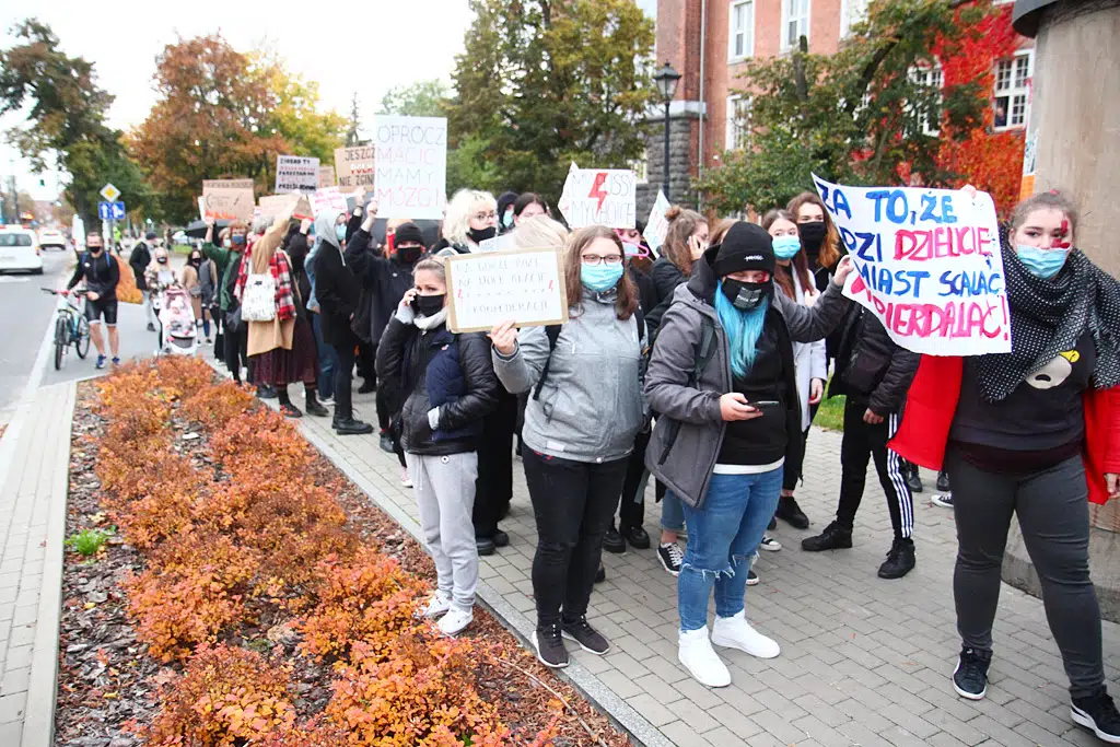 Kolejny dzień protestu. Tym razem kobiety zablokowały centrum Olsztyna w godzinach szczytu