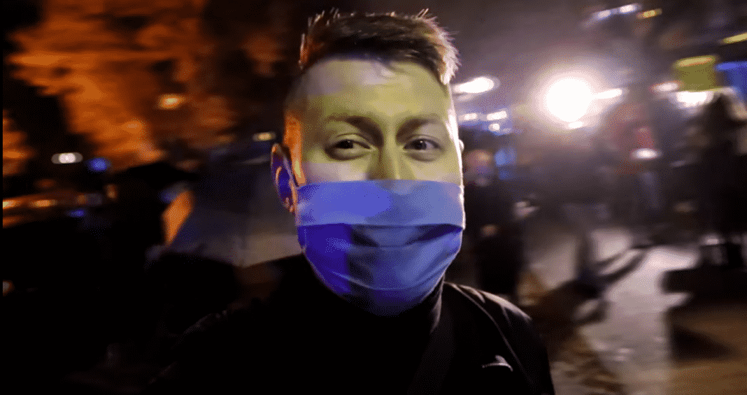 Vlogger nagrał relację z protestu młodzieży w Olsztynie