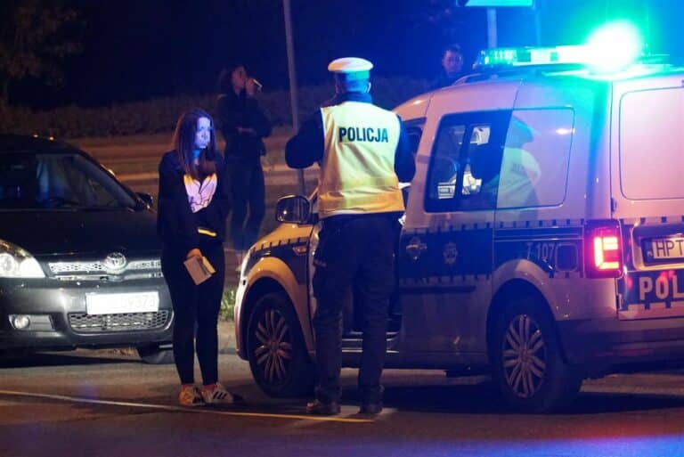 19-latka sprawcą kolizji na skrzyżowaniu w Olsztynie