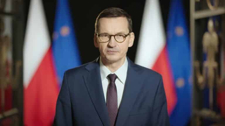 Premier: niech gniew protestujących skupi się na mnie, na politykach