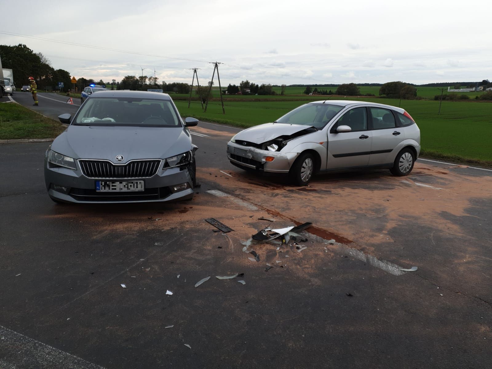 Zderzenie na DK15. Trzy osoby przetransportowane do szpitala