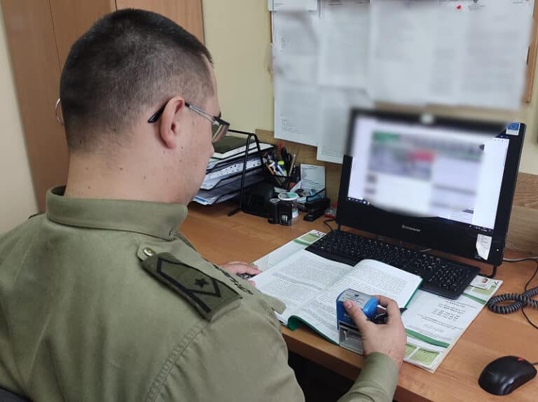 Kontrole Straży Granicznej ws. nielegalnie podejmowanej pracy przez cudzoziemc&oacute;w