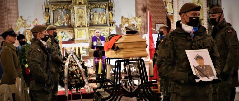 Pożegnanie bohatera