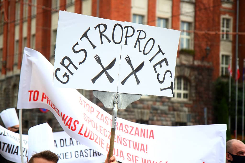 W Olsztynie trwa protest branży gastronomicznej