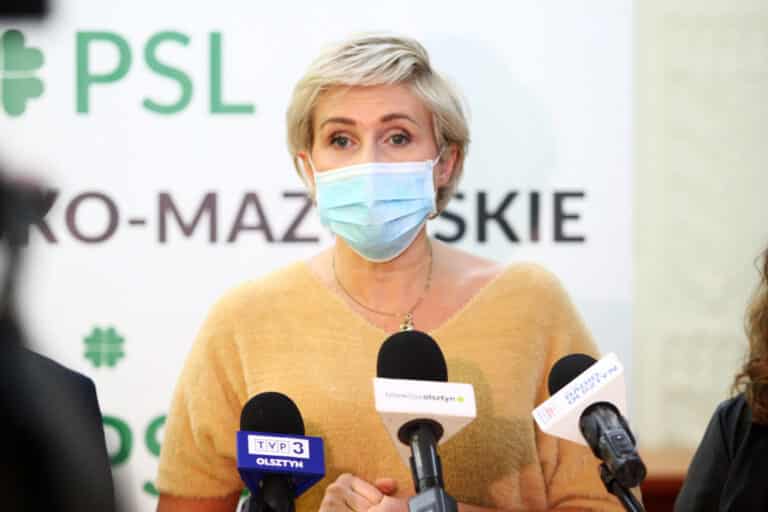 Zdaniem Urszuli Pasławskiej członkostwo Polski w UE powinno być ujęte na stałe w Konstytucji
