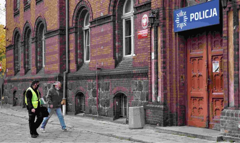 Rusza proces ws. stosowanie tortur na komendzie w Olsztynie!