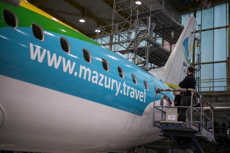 Embraer w barwach Warmii i Mazur