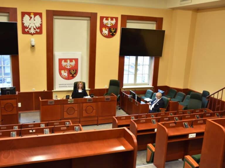 Jest odpowiedź regionalnych struktur PiS-u na uchwałę radnych wojew&oacute;dzkich