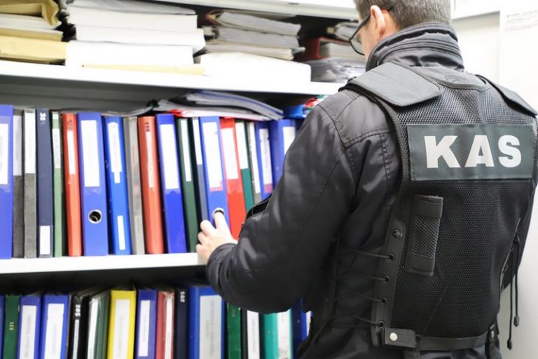 Liczący ponad tysiąc stron akt oskarżenia przeciwko grupie przestępczej trafił do sądu