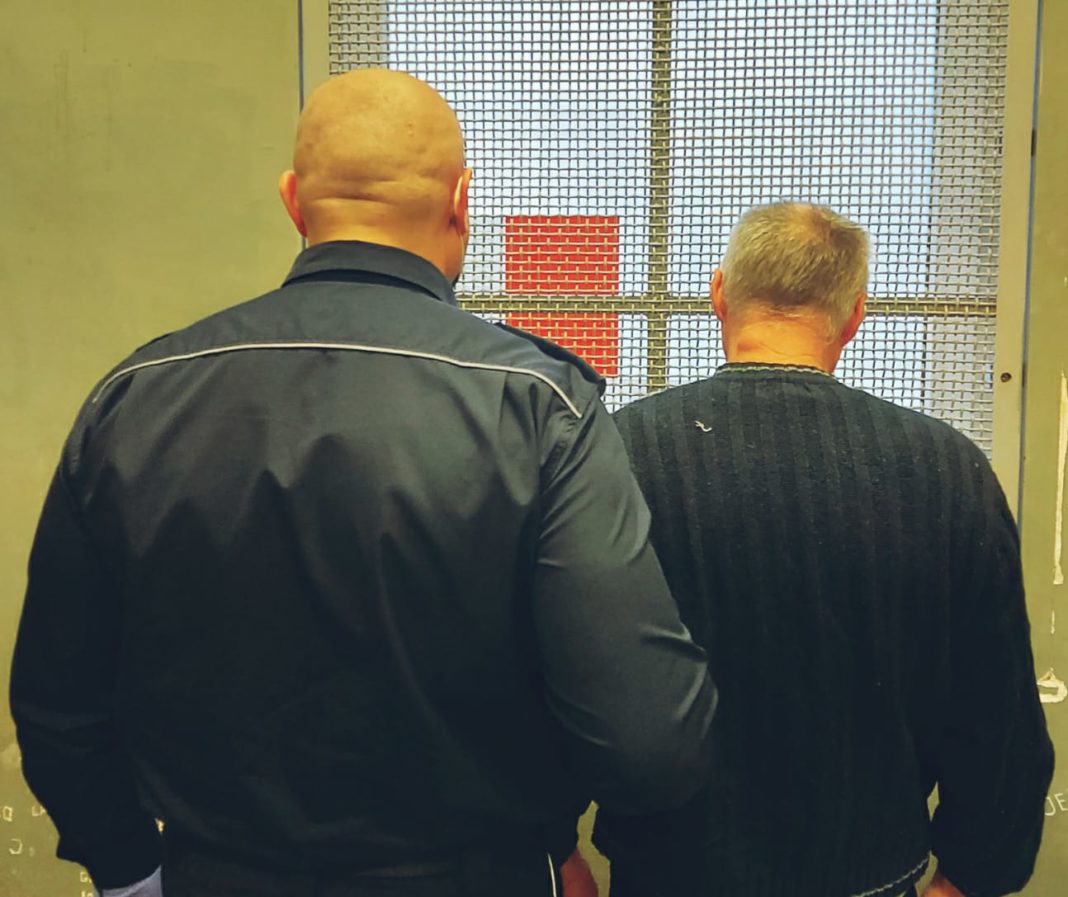 Powiedział, że zaraz będzie, po czym przywłaszczył sobie samoch&oacute;d