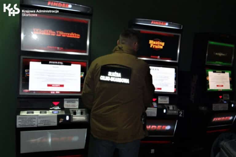 Kolejne nielegalne automaty zajęte
