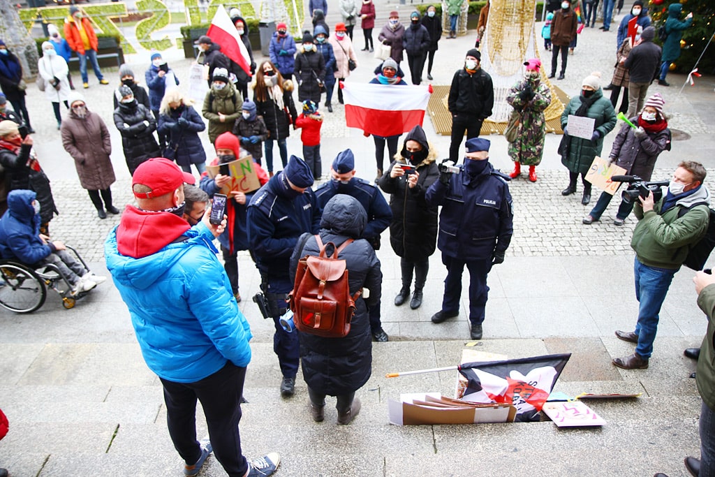 Miniaturowy Strajk Kobiet w Olsztynie