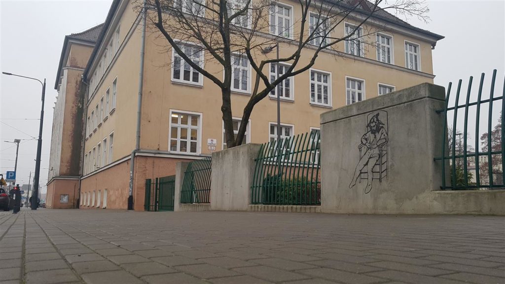 Street Art w Olsztynie. Znana postać z obrazu przeniesiona na mur