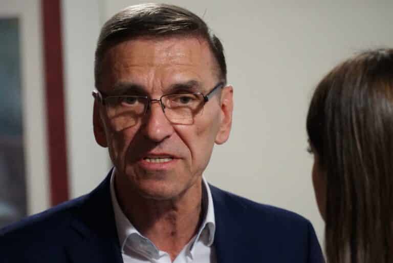 Grzymowicz: pieniędzy z Funduszu Inwestycji Lokalnych nie podzielono sprawiedliwie. Radni PiS: Olsztyn dostał 20,5 mln zł