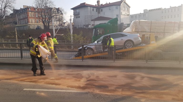 70-latek uderzył w audi na ul. Artyleryjskiej w Olsztynie