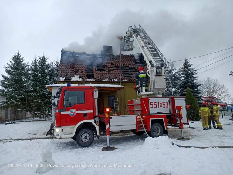 Siedem zastępów walczyło z pożarem domu