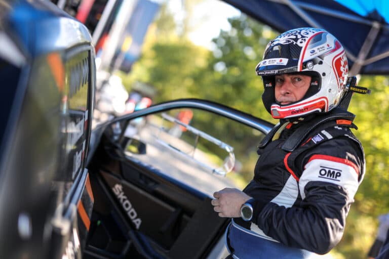 Olsztynianin Adrian Chwietczuk z Hołowczyc Racing dalej z Jarkiem Baranem