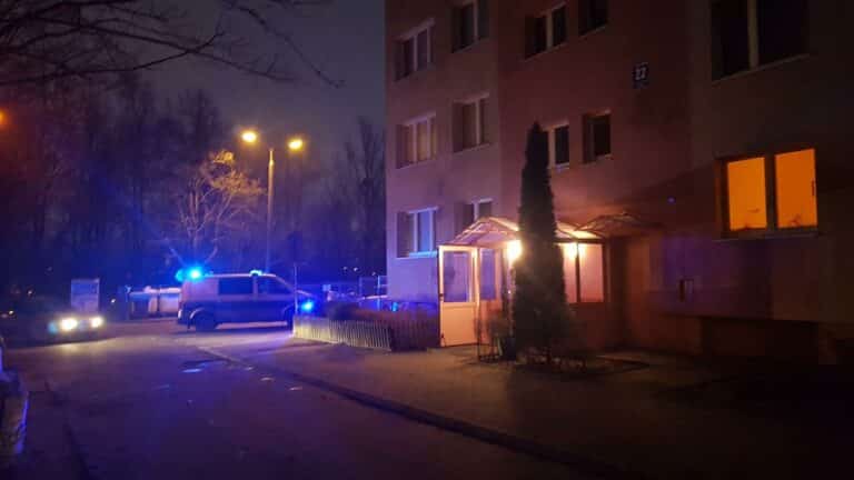 Znaleziono martwego mężczyznę w łazience