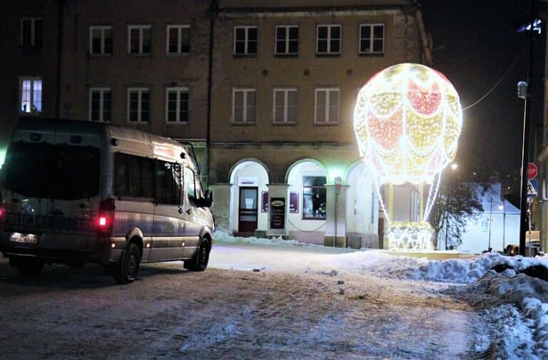Konfederacja zamierza &bdquo;budzić Olsztyn&rdquo;. Otwieranie lokali mimo kwarantanny