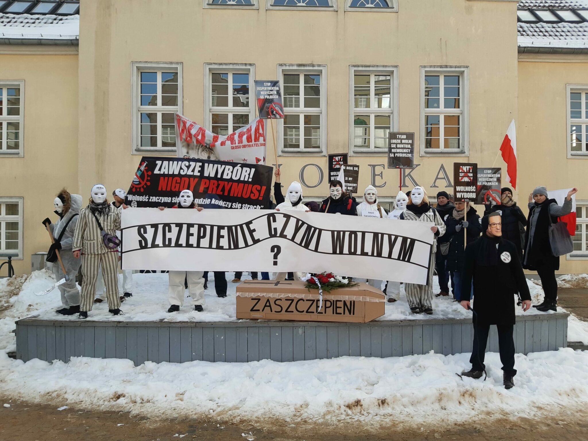 Ulicami Olsztyna przeszedł Marsz Wolności koronawirus Wiadomości, Olsztyn, zPAP