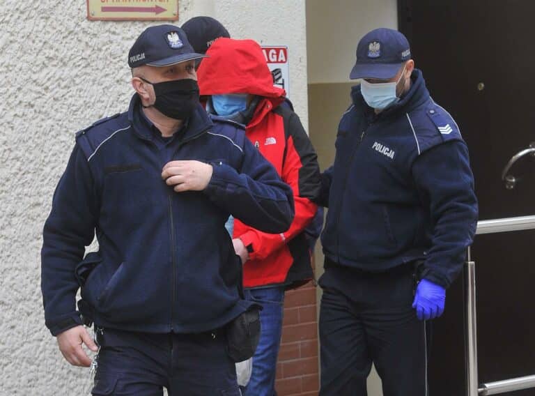 Były policjant wymyślił i zrealizował napad na kantor – rusza proces