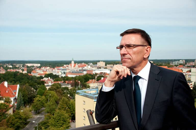 Prezydent do mieszkańc&oacute;w: jeśli nie dla siebie, przestrzegajcie zasad dla innych