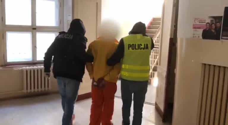 Zniszczył 201 grobów. Grozi mu 5 lat więzienia