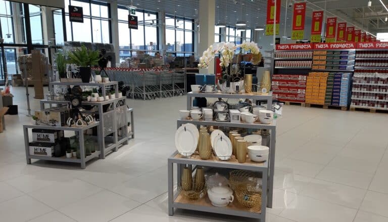 W Ełku otwarto nowy hipermarket znanej sieci