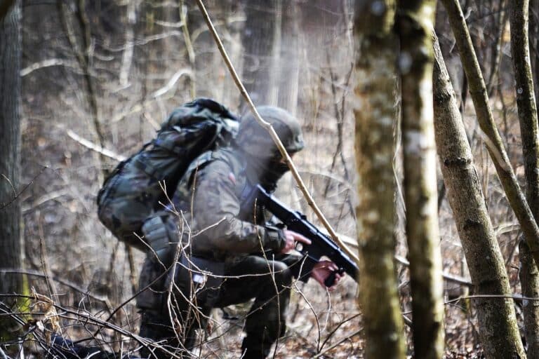 Przysięgę wojskową złożyli już dawno. Wr&oacute;cili, by wspierać lokalną społeczność