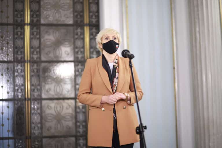 Urszula Pasławska z projektami ustaw dla Zdrowej Zielonej Polski