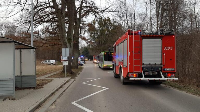 Kobieta została potrącona po wyjściu z autobusu