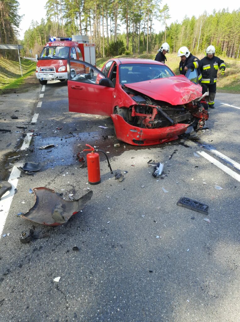 Dwóch kierowców w szpitalu. Groźne zderzenie wypadek Wiadomości, Mrągowo